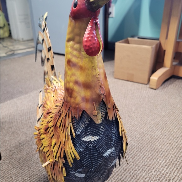 Colorful Iron Garden Rooster - Picture 3 of 4